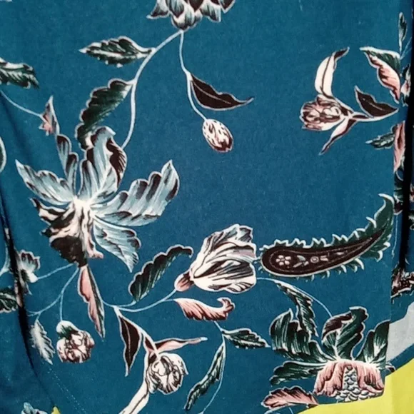 Floral Blue Women's Top 2XL - Picture 3 of 4